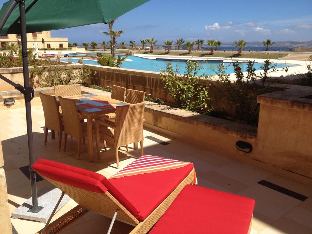 Fort Chambray Apartment Għajnsielem 객실 사진